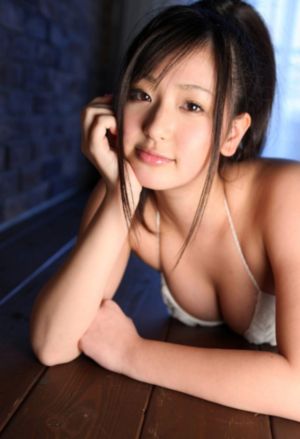 大胸女被c黄b站_BD英语迅雷电影在线